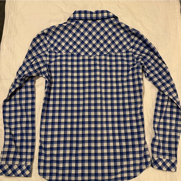 STIO Women’s Button Up Size Medium - Picture 9 of 10